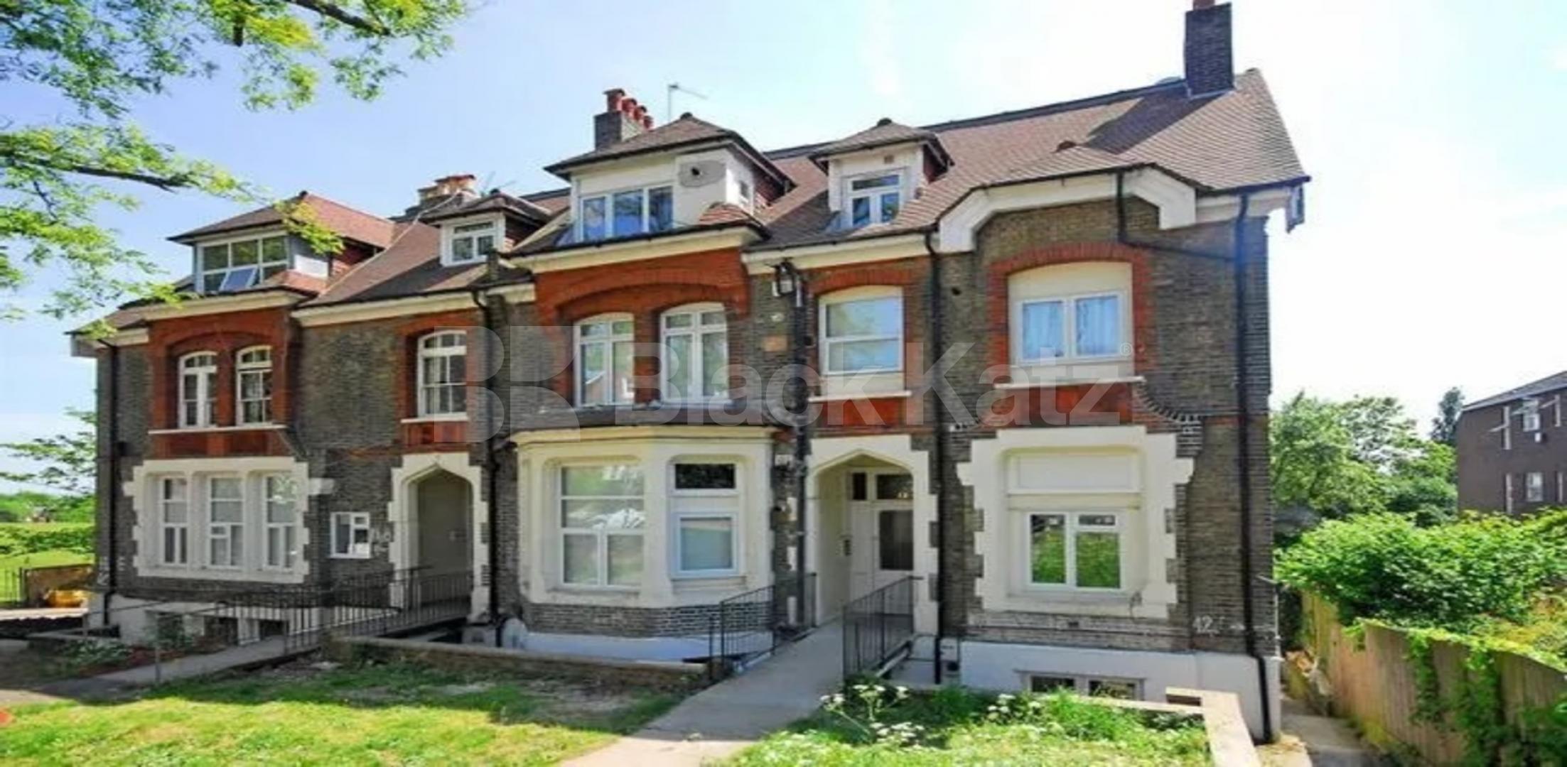 			1 Bedroom, 1 bath, 1 reception Apartment			 Mount View Road, FINSBURY PARK / HORSEY 